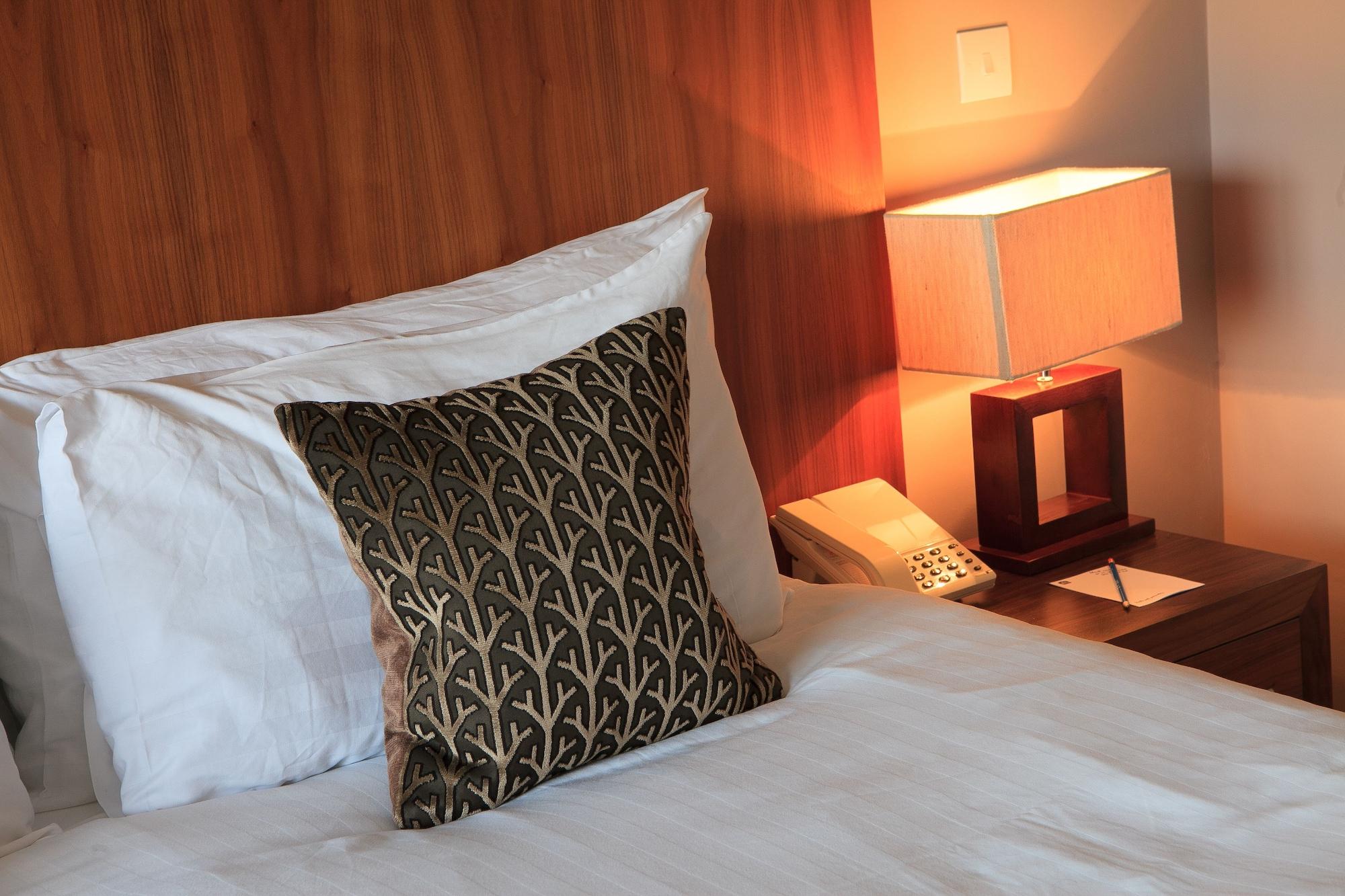 Best Western Plus Centurion Hotel Midsomer Norton Exterior photo